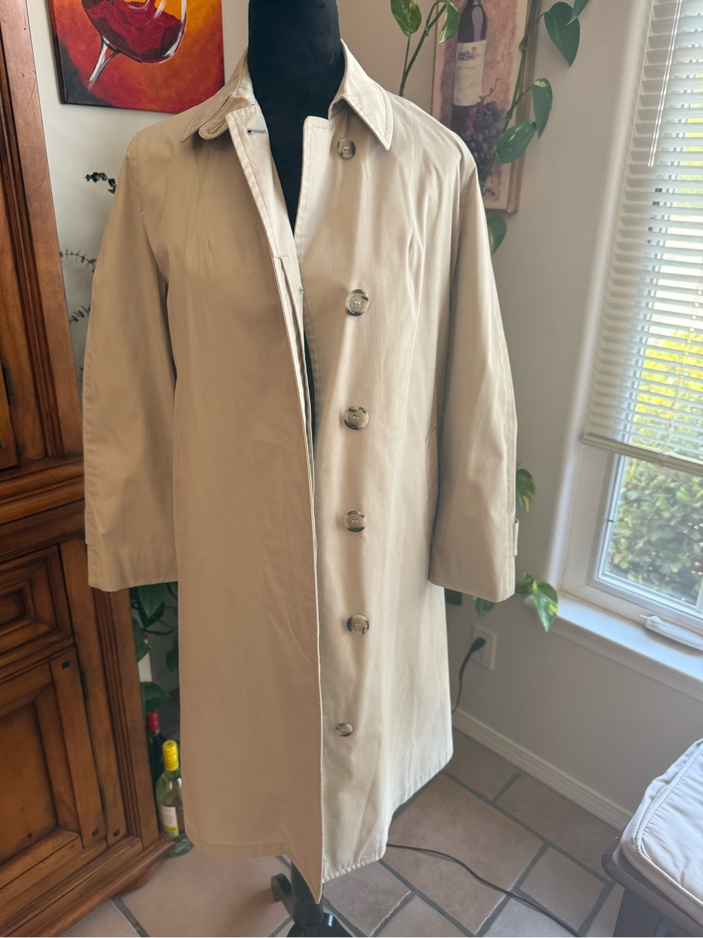 Vintage 1960’s London Fog Beige Single-Breasted Trench Coat